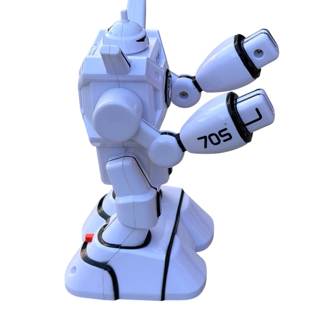 Sharper Image Boxing Robot Toy White Black Plastic S-8X Space Fighter